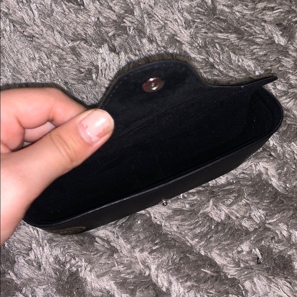 Ray bans case - Picture 2 of 2